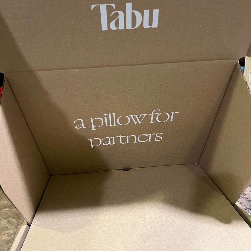 Tabu Prim Pillow for Partners